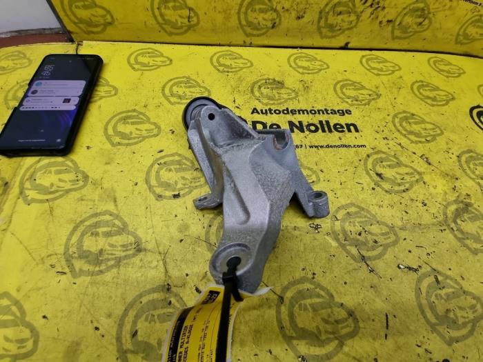 Usados Tensor correa múltiple Mercedes A (177.0) 1.3 A-200 Turbo 16V Precio € 35,00 Norma de margen ofrecido por autodemontage denollen