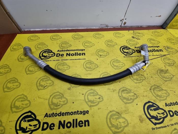 Air conditioning line from a Mercedes-Benz A (177.0) 1.3 A-200 Turbo 16V 2019