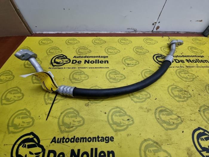 Air conditioning line from a Mercedes-Benz A (177.0) 1.3 A-200 Turbo 16V 2019