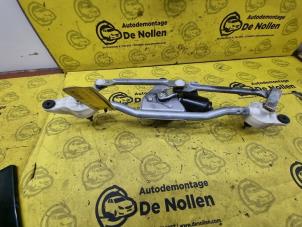 Używane Silnik i mechanizm wycieraczki Opel Agila (B) 1.2 16V Cena € 49,95 Procedura marży oferowane przez de Nollen autorecycling