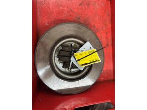 Used Brake disc + block front Renault Clio II (BB/CB) 1.6 16V Price € 50,00 Margin scheme offered by de Nollen autorecycling