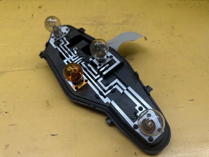 PCB, left taillight from a Peugeot Partner (GC/GF/GG/GJ/GK) 1.6 HDI, BlueHDI 75 2015