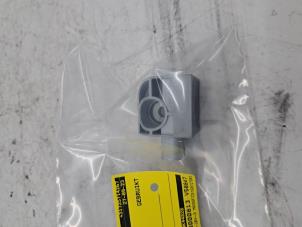 Used Airbag sensor Suzuki Alto (GF) 1.0 12V Price € 24,95 Margin scheme offered by de Nollen autorecycling