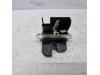 Tailgate lock mechanism from a Volkswagen Tiguan (5N1/2) 2.0 TSI 16V 4Motion 2012