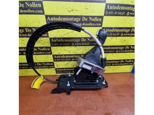 Used Automatic gear selector Volkswagen Tiguan (5N1/2) 2.0 TSI 16V 4Motion Price € 300,00 Margin scheme offered by de Nollen autorecycling
