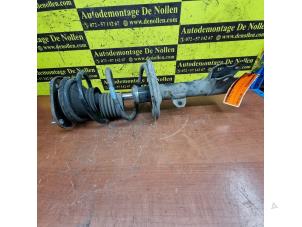 Used Front shock absorber, right Toyota Prius (NHW20) 1.5 16V Price € 60,50 Inclusive VAT offered by de Nollen autorecycling