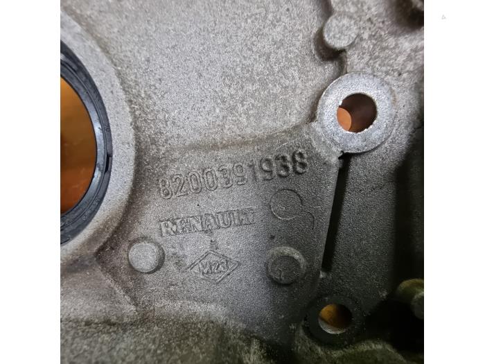 Timing cover from a Mercedes-Benz A (177.0) 1.5 A-180d 2018