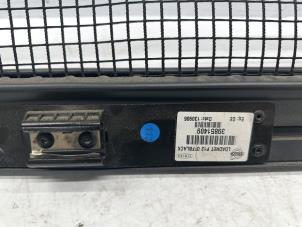 Used Luggage compartment cover Volvo V50 (MW) 2.4 D5 20V Autom.. Price € 75,00 Margin scheme offered by de Nollen autorecycling