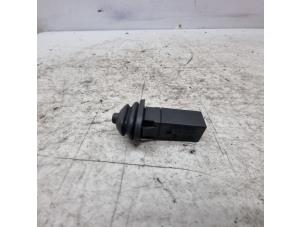 Used Tank cap cover switch BMW B3 (E90) Price € 25,00 Margin scheme offered by de Nollen autorecycling