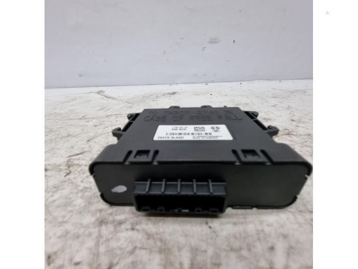 Używane Modul gateway Renault Zoé (AG) R135 Cena € 60,00 Procedura marży oferowane przez autodemontage denollen