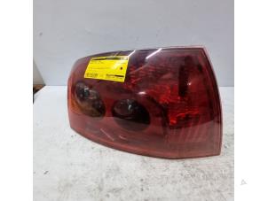 Used Taillight, left Peugeot 407 (6D) 1.8 16V Price € 40,00 Margin scheme offered by de Nollen autorecycling