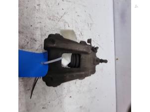 Used Rear brake calliper, right BMW 1 serie (F20) 116d 1.5 12V TwinPower Price € 40,00 Margin scheme offered by de Nollen autorecycling