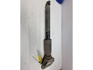 Used Rear shock absorber rod, right BMW 1 serie (F20) 116d 1.5 12V TwinPower Price € 24,00 Margin scheme offered by de Nollen autorecycling