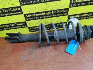 Used Front shock absorber rod, left Renault Clio (B/C57/357/557/577) 1.2 Eco Kat. Price € 29,99 Margin scheme offered by de Nollen autorecycling