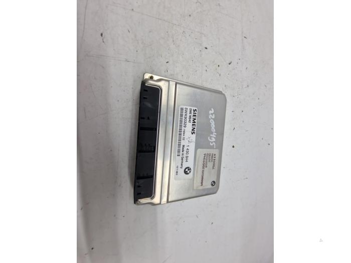 Used Engine management computer BMW 3 serie (E46/4) 323i 24V Price € 75,00 Margin scheme offered by autodemontage denollen