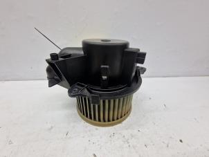 Usagé Moteur de ventilation chauffage Fiat Doblo (223A/119) 1.6 16V Prix € 30,00 Règlement à la marge proposé par de Nollen autorecycling