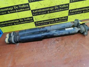 Used Shock absorber kit BMW 3 serie (E90) 320i 16V Price € 55,00 Margin scheme offered by de Nollen autorecycling