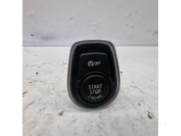 Start/Stopp Schalter van een BMW 1 serie (F20) 118i 1.5 TwinPower 12V 2019