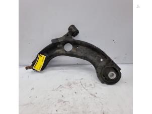 Usagé Bras de suspension avant gauche Mazda CX-3 2.0 SkyActiv-G 120 Prix € 80,00 Règlement à la marge proposé par de Nollen autorecycling