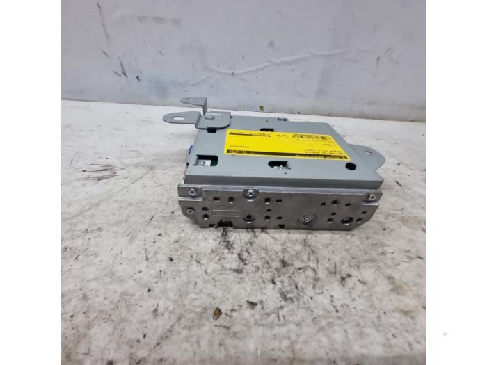 Navigeringsmodul från en Mazda CX-3 (DJ/DK) 2.0 SkyActiv-G 120 2017