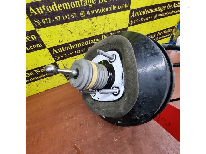 Usagé Servo frein Peugeot 208 I (CA/CC/CK/CL) 1.0 Vti 12V PureTech Prix € 49,99 Règlement à la marge proposé par autodemontage denollen