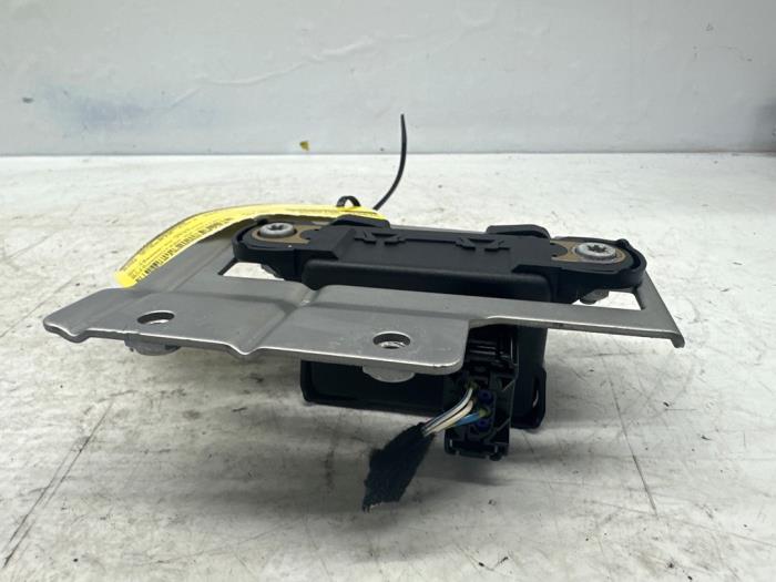 Begagnade Esp Duo-sensor BMW 3 serie (E90) 320i 16V Pris € 39,99 Marginaltabell erbjuds av autodemontage denollen