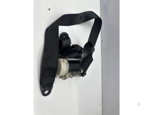 Used Rear seatbelt, right Alfa Romeo Giulietta (940) 2.0 JTDm 16V 170 Price € 35,00 Margin scheme offered by de Nollen autorecycling