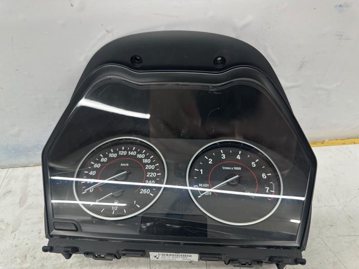 Cuentakilómetros de un BMW 1 serie (F20) 116i 1.6 16V 2015