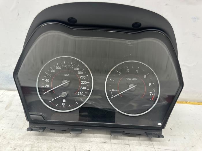 Cuentakilómetros de un BMW 1 serie (F20) 116i 1.6 16V 2015