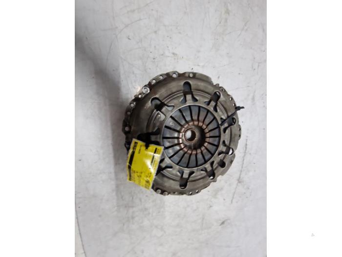 Gebrauchte Kupplungsset (komplett) Suzuki Swift (ZA/ZC/ZD1/2/3/9) 1.3 D 16V Preis € 150,00 Margenregelung angeboten von autodemontage denollen