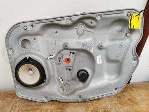 Używane Mechanizm szyby prawej przedniej wersja 4-drzwiowa Alfa Romeo Giulietta (940) 2.0 JTDm 16V 170 Cena € 39,99 Procedura marży oferowane przez de Nollen autorecycling