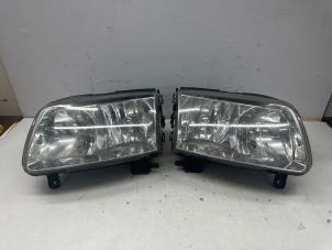 Used Set of headlight bulbs, left + right Volkswagen Polo III (6N1) 1.9 D Price € 50,00 Margin scheme offered by de Nollen autorecycling