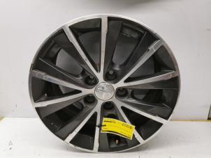 Used Wheel Peugeot 308 SW (L4/L9/LC/LJ/LR) 1.2 12V e-THP PureTech 130 Price € 90,00 Margin scheme offered by de Nollen autorecycling