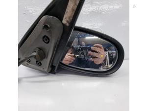 Used Wing mirror, right Nissan Almera (N16) 1.5 16V Price € 30,00 Margin scheme offered by de Nollen autorecycling