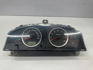 Used Odometer KM Nissan Almera (N16) 1.5 16V Price € 45,00 Margin scheme offered by de Nollen autorecycling