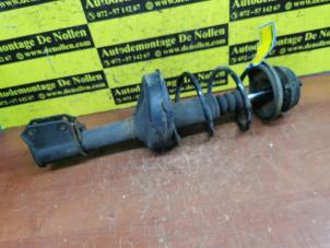 Used Front shock absorber rod, right Renault Clio II (BB/CB) 1.2 16V Price € 40,00 Margin scheme offered by de Nollen autorecycling