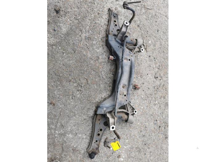 Used Subframe Volkswagen Polo IV (9N1/2/3) 1.2 12V Price € 125,00 Margin scheme offered by autodemontage denollen