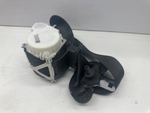 Used Front seatbelt, right BMW 1 serie (F20) 118d 2.0 16V Price € 40,00 Margin scheme offered by de Nollen autorecycling