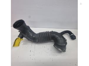 Used Air intake hose BMW 1 serie (F20) 118d 2.0 16V Price € 40,00 Margin scheme offered by de Nollen autorecycling