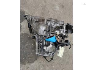 Used Gearbox Peugeot 307 (3A/C/D) 2.0 HDi 135 16V FAP Price € 200,00 Margin scheme offered by de Nollen autorecycling