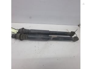 Used Shock absorber kit Kia Picanto (BA) 1.0 12V Price € 50,00 Margin scheme offered by de Nollen autorecycling