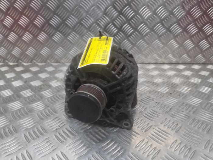 Begagnade Dynamo Renault Kangoo Express (FW) 1.5 dCi 85 Pris € 50,00 Marginaltabell erbjuds av autodemontage denollen