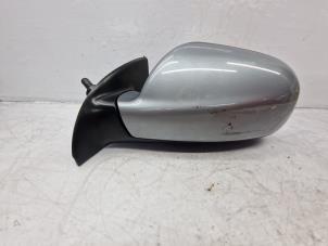 Used Wing mirror, left Peugeot 307 (3A/C/D) 1.6 16V Price € 30,00 Margin scheme offered by de Nollen autorecycling