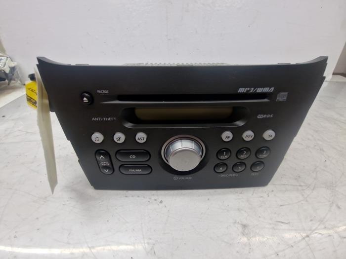 Radio/Lecteur CD d'un Suzuki Splash 1.2 VVT 16V 2015