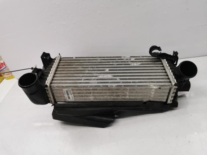 Usados Intercooler Ford Focus 3 1.0 Ti-VCT EcoBoost 12V 125 Precio € 50,00 Norma de margen ofrecido por autodemontage denollen