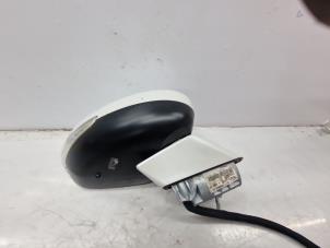 Used Wing mirror, right Peugeot 508 (8D) 1.6 THP 16V Price € 120,00 Margin scheme offered by de Nollen autorecycling
