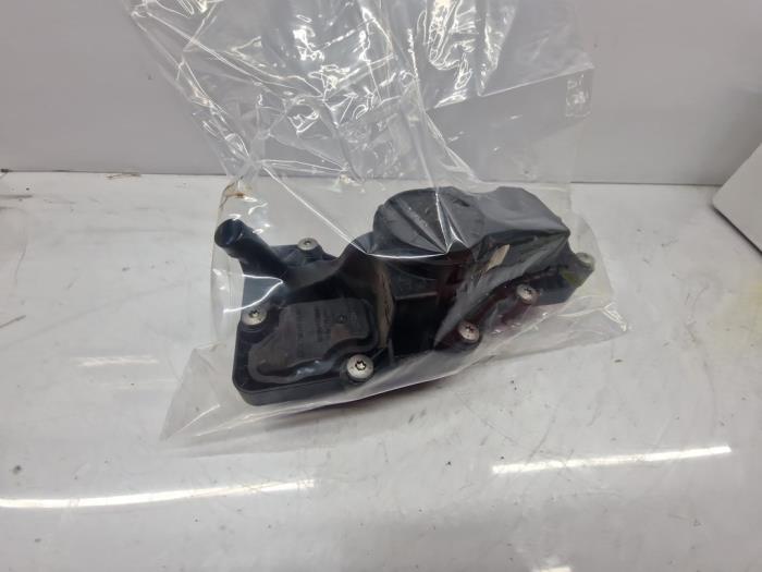 Usagé Ventilation carter Mercedes A (177.0) 2.0 A-250 Turbo 16V Prix € 75,00 Règlement à la marge proposé par autodemontage denollen