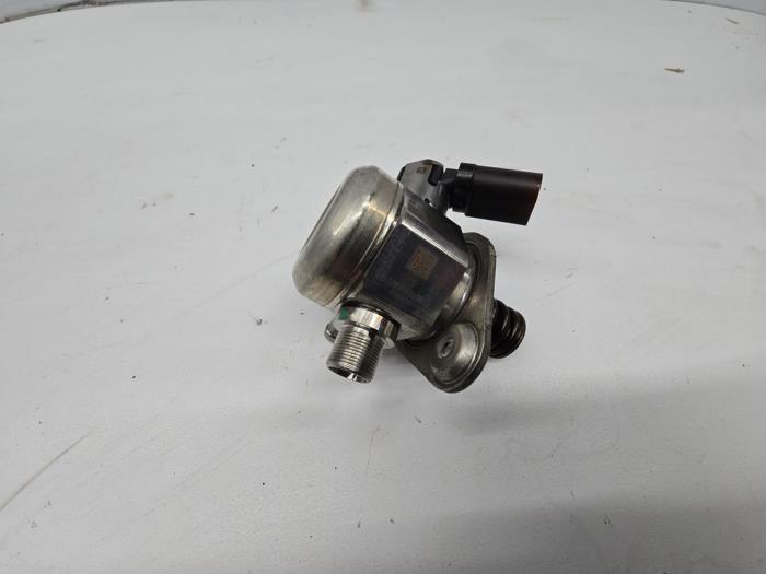 Begagnade Högtryckspump Mercedes A (177.0) 2.0 A-250 Turbo 16V Pris € 100,00 Marginaltabell erbjuds av autodemontage denollen