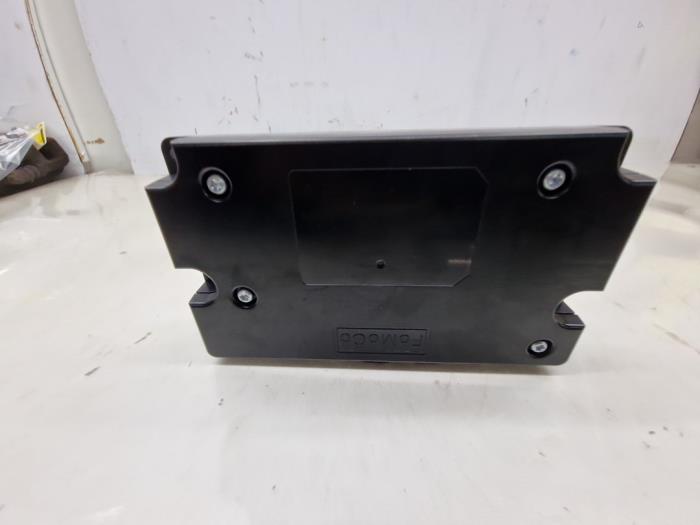 Używane Modul Bluetooth Ford Transit Courier 1.5 TDCi 75 Cena € 69,95 Procedura marży oferowane przez autodemontage denollen