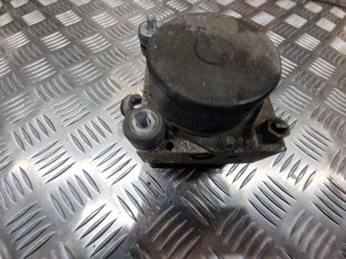 Begagnade ABS-pump Fiat Fiorino (225) 1.3 JTD 16V Multijet Pris € 71,00 Marginaltabell erbjuds av autodemontage denollen